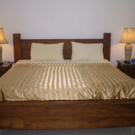 Sansuk Gay Sauna And Guesthouse Pattaya Exterior photo